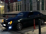 Mercedes E 270-9