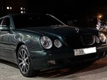 Mercedes E 270-8