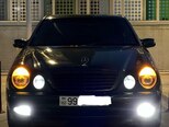 Mercedes E 270-15