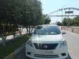 Nissan Sunny-1