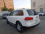 Volkswagen Touareg-2