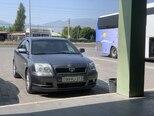 Toyota Avensis-1