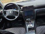 Volkswagen Passat-9