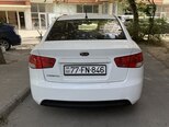 Kia Cerato-4