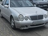 Mercedes E 220-1