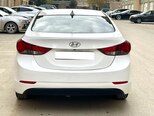 Hyundai Elantra-2