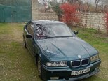 BMW 320-1