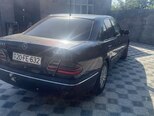 Mercedes E 200-10
