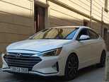 Hyundai Elantra-3