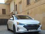 Hyundai Elantra-4