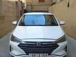 Hyundai Elantra-1