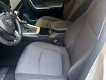 Toyota RAV4-8
