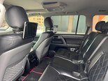 Toyota Land Cruiser-10