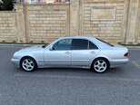 Mercedes E 320-5