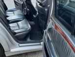 Mercedes E 320-17