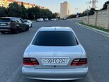 Mercedes E 320-8