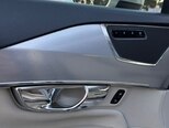 Volvo XC90-20