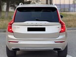 Volvo XC90-9