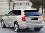 Volvo XC90-8