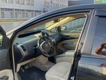 Toyota Prius-7