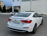 Honda Insight-7
