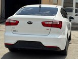 Kia Rio-4