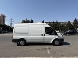 Ford Transit-5