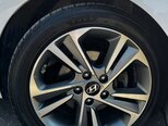 Hyundai Elantra-16