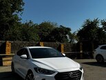 Hyundai Elantra-1