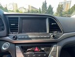 Hyundai Elantra-11