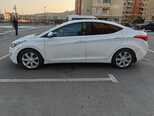 Hyundai Elantra-5