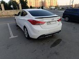 Hyundai Elantra-6