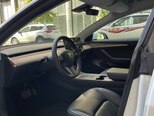 Tesla Model 3-8
