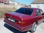 Mercedes E 200-2