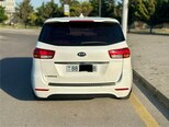 Kia Carnival-8