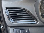 Hyundai Accent-11