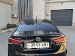 Hyundai Accent-2