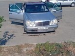 Mercedes E 200-1