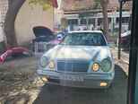 Mercedes E 200-6