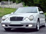 Mercedes E 220-1