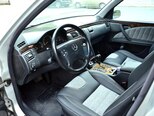 Mercedes E 220-12
