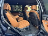 BMW X7-13