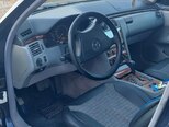 Mercedes E 240-13
