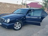 Mercedes E 240-2