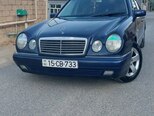 Mercedes E 240-1