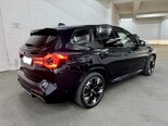 BMW iX3-6