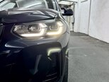 BMW iX3-8