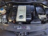 Volkswagen Passat-5