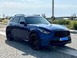 Infiniti QX70-2