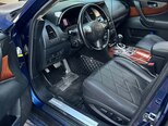 Infiniti QX70-13